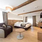 Otel Le Fournil 3*