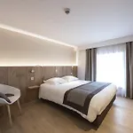 Otel Le Fournil 3*