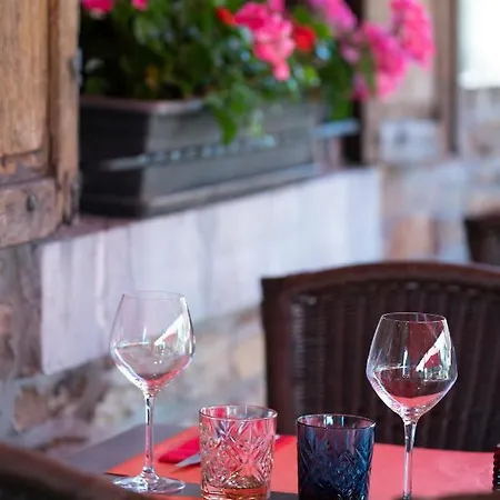 فندق Le Fournil 3*